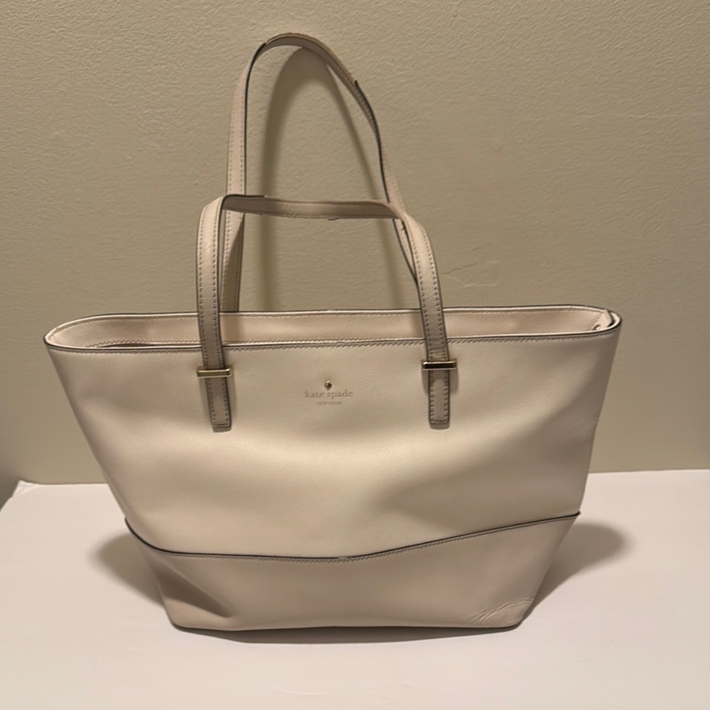 EUC Kate Spade Cream Leather Tote Bag